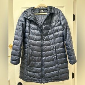 The North Face Women's Navy Blue Puffer Jacket